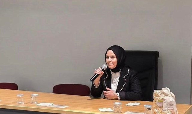 Gediz'de tarhana çorbası üretim işletmesi sahibi öğrencilerle buluştu