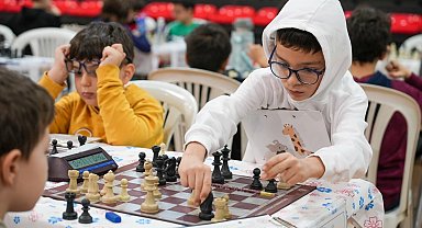 Geleceğin satranç şampiyonları Maltepe'de yarıştı