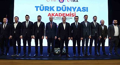 Genç Memur-Sen tarafından Türk Dünyası Akademisi Ödül Töreni gerçekleştirildi