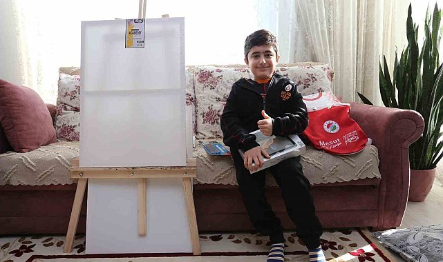 Genç ressamın hayalleri, Engelsiz Sanat Projesi ile renklendi