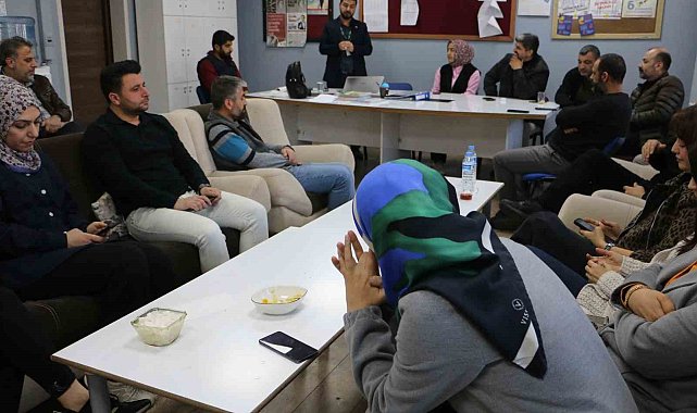 Genç Yeşilay ve Genç Kızılay, çocukları bağımlılık konusunda bilgilendirdi