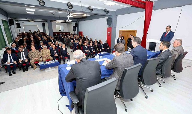 Güroymak'ta "İlçe Koordinasyon, İstişare ve Muhtarlar Toplantısı" düzenlendi