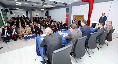 Güroymak'ta "İlçe Koordinasyon, İstişare ve Muhtarlar Toplantısı" düzenlendi