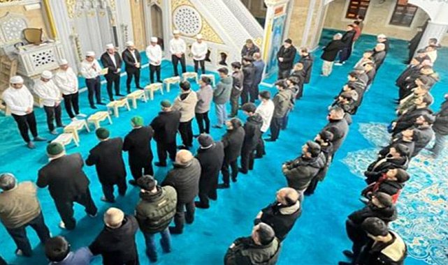 Hakkari'de Regaib Kandili idrak edildi