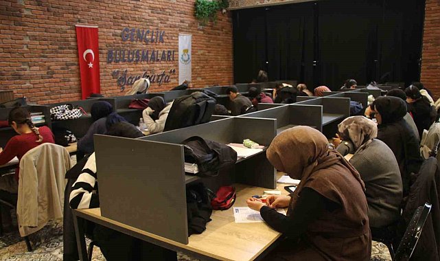 Haliliye'deki öğrencilere eğitim desteği