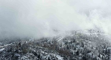 Handüzü Yaylası'ndan kar manzaraları