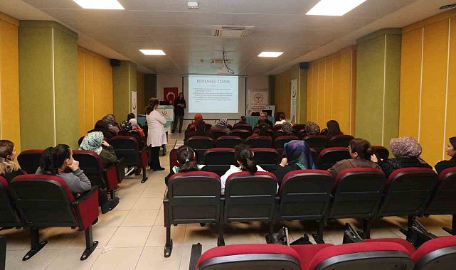 Hastane personeline etkili iletişim ve hitabet eğitimi