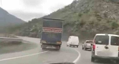 Hatalı sollama yapan tır sürücüsüne ceza