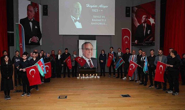 Heydar Aliyev vefatının 22. yılında Aliağa'da anıldı