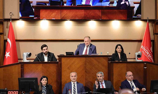 İBB Meclisi'nde çöpe atılan İSBİKE bisikletleri gerginliği