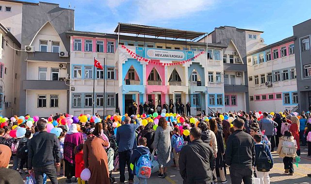 İlkokul öğrencileri bando takımı ile eğlendi