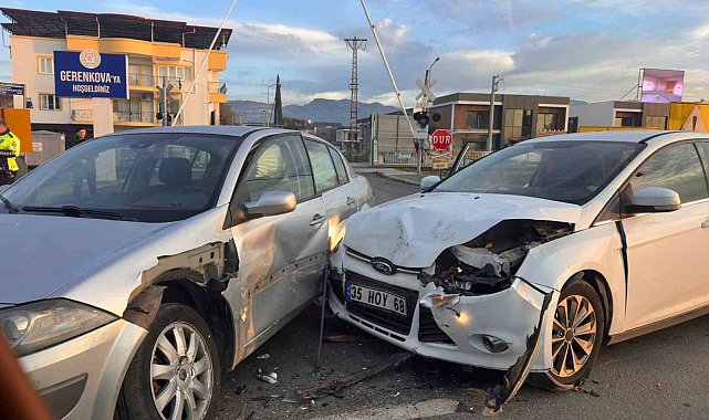 İncirliova'da otomobiller çarpıştı: 1 yaralı