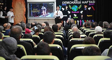 İnsan Hakları Günü'nde Filistin ve Doğu Türkistan vurgusu yapıldı