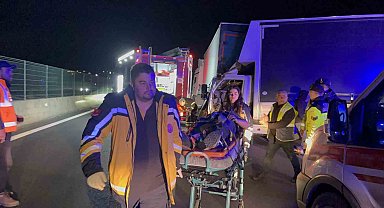 İstanbul TEM Otoyolu'nda sıkışmalı zincirleme kaza: 4 yaralı