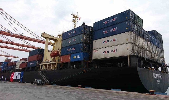 İyilik Gemisi Mersin'den Sudan'a uğurlandı