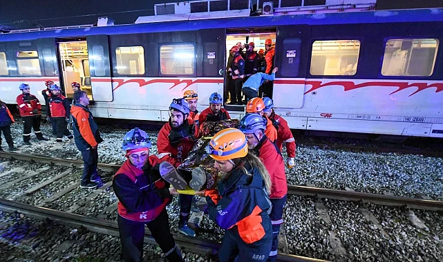 İZBAN İstasyonu'nda tatbikat gerçeği aratmadı