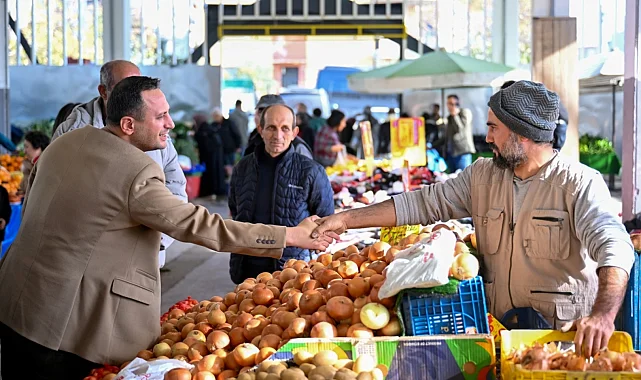İzmir Bornova'da Pazaryeri ziyareti ve denetimi