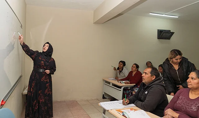 İzmir Büyükşehir'den dayanışma merkezi