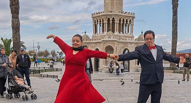 İzmir Büyükşehir'den engelli dostu hizmetler