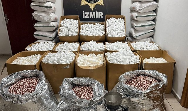 İzmir'de rekor düzeyde uyuşturucu hap operasyonu: 2,3 milyon adet ele geçirildi