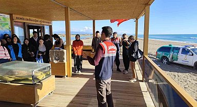 Jandarma'dan çevre koruma eğitimi ve kıyı temizliği