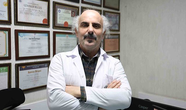 Kadın Hastalıkları Uzmanı Diribaş: "İnfluenza grubu virüslerin anne karnındaki bebeklere geçişi olmuyor"