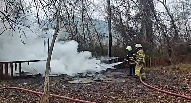 Kamelya yangında küle döndü