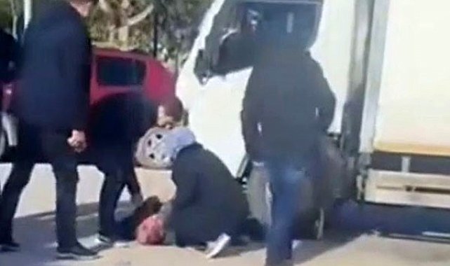 Kamyonet yayaya çarptı: 1 yaralı