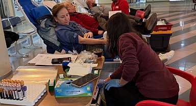 Kan stoklarına Gölcük Belediyesi'nden güçlü destek