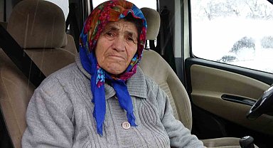 Kar sebebiyle yolu kapanan köydeki hasta, ekipleri seferber etti