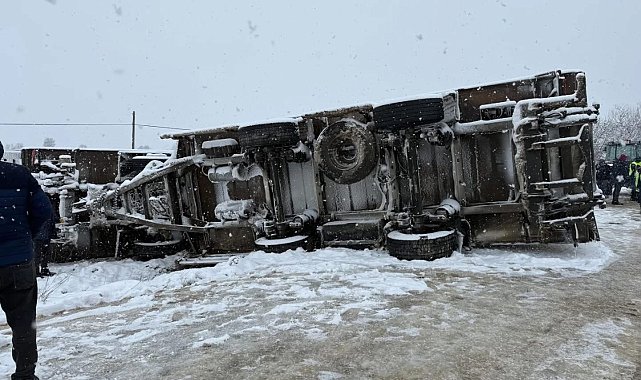 Kar yağışı kazayı beraberinde getirdi