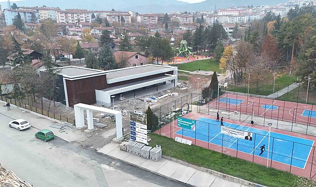 Karabük Belediyesi 5000 evler sosyal tesisleri'nde çalışmalar hız kesmiyor