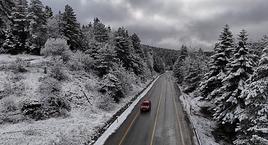 Karabük'te kar manzaraları dronla görüntülendi