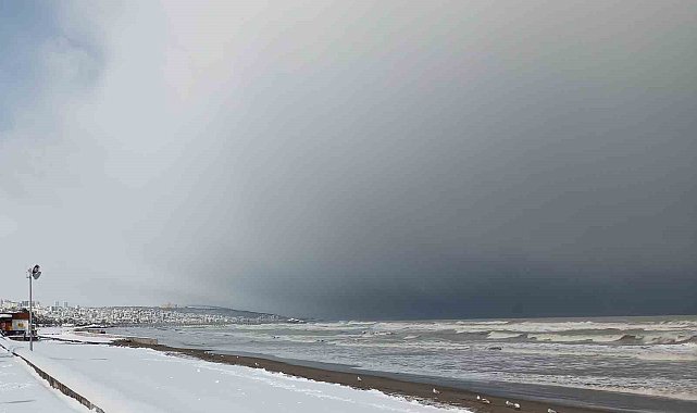 Karadeniz'de fırtına alarmı