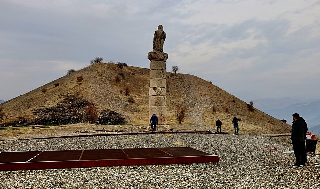 Karakuş Tümülüsü'nde aydınlatma çalışmaları incelendi