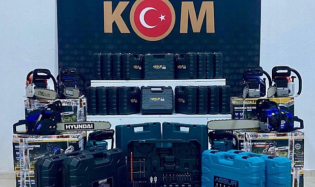 Kars'ta kaçakçılık operasyonu: Çok sayıda tütün ve elektronik malzeme ele geçirildi