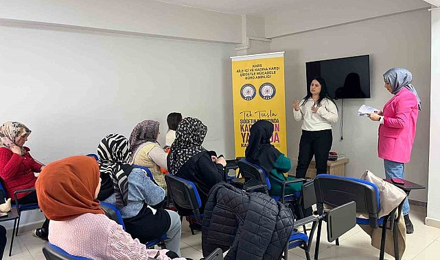 Kars'ta kadınlara KADES uygulaması tanıtıldı