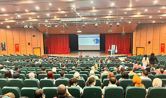 Kars'ta öğrencilere terörle mücadele bilgilendirmesi yapıldı
