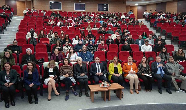 Kastamonu Üniversitesi'nde "Sağlık Turizmi ve Kapsayıcı Sağlık Yaklaşımları" masaya yatırıldı