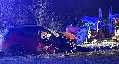 Kastamonu'da cip ile traktör çarpıştı: 3 yaralı