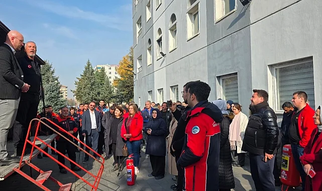 Kayseri Kocasinan'da personele acil durum tahliye ve yangın tatbikatı