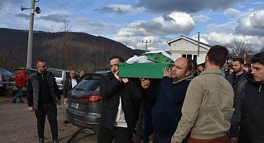 Kazada hayatını kaybeden sürücü toprağa verildi