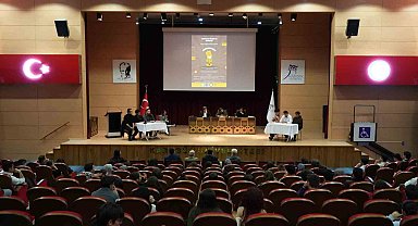 KBÜ'de sosyal bilimler öğrencileri Zihin Arenası'nda buluştu