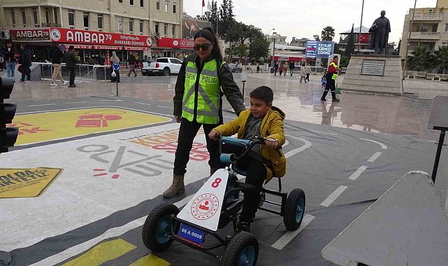 Kilis'te minik öğrencilere trafik bilinci
