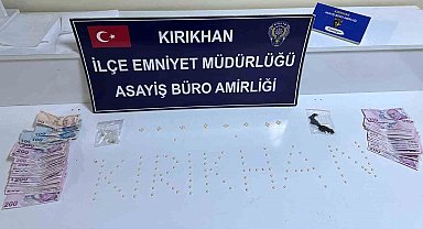Kırıkhan'da uyuşturucu madde satıcısı tutuklandı