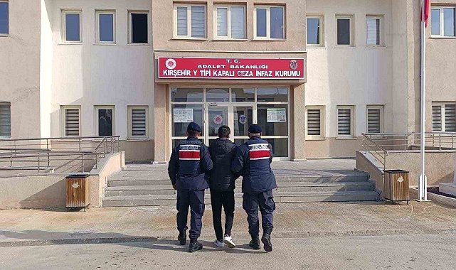 Kırşehir'de aranan şahıs yakalandı