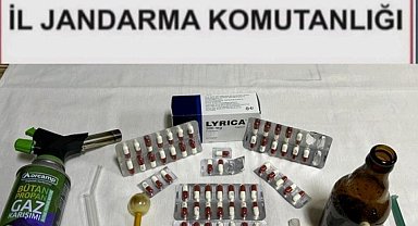 Kırşehir'de jandarma yol kontrolünde uyuşturucu hap ele geçirdi