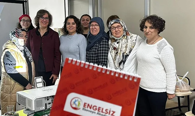 Kocaeli İzmit'te Engelsiz Ebeveyn Akademisi devam ediyor