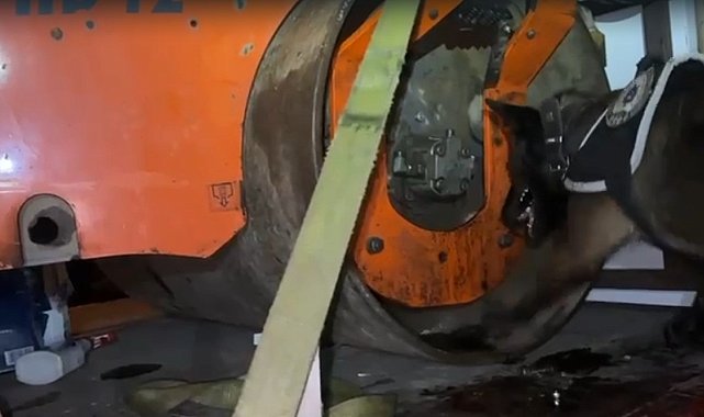 Kocaeli'de dev operasyon: Asfalt silindirinde 102 kilo metamfetamin bulundu