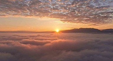 Kocaeli'de sis bulutları arasında kartpostallık görüntüler